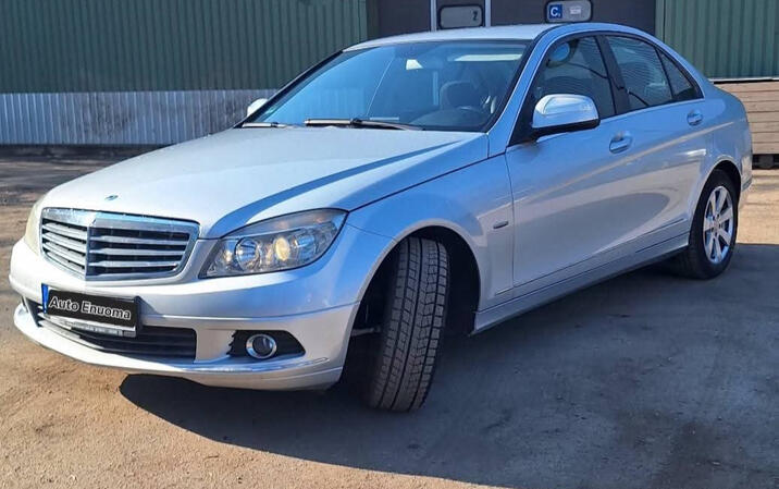 MB C220, Automatas, dyzelis.